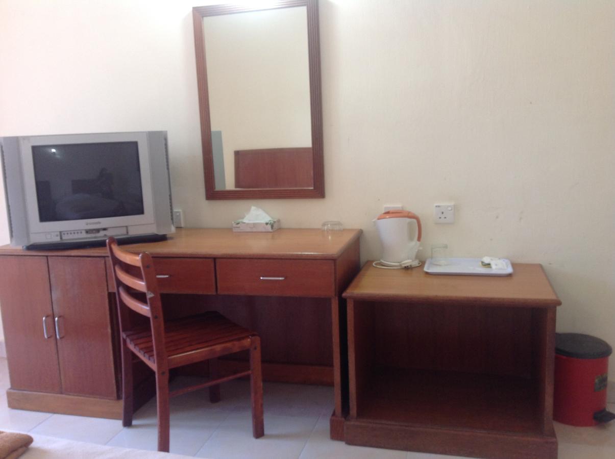 קמפונג קואלה בסוט Tanjung Demong Beach Resort מראה חיצוני תמונה